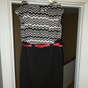 Ladies summer dress with belt sz 16